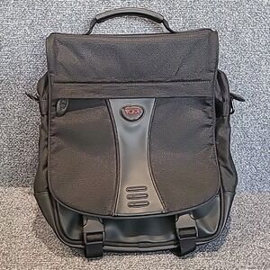 TUMI Crossbody Messenger Bag‎ Padded (No Strap) Black Nylon Pockets - Pre-owned